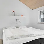 بيت للعطل Four-bedroom In *