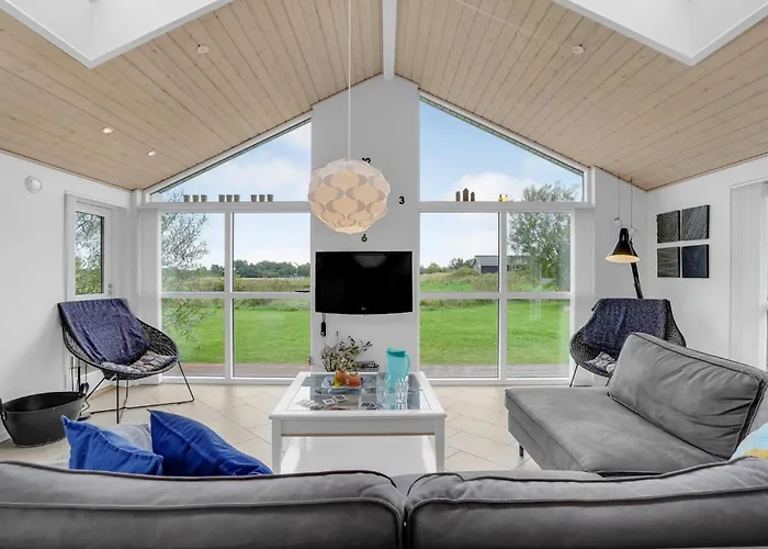 Four-bedroom In Ferienhaus *