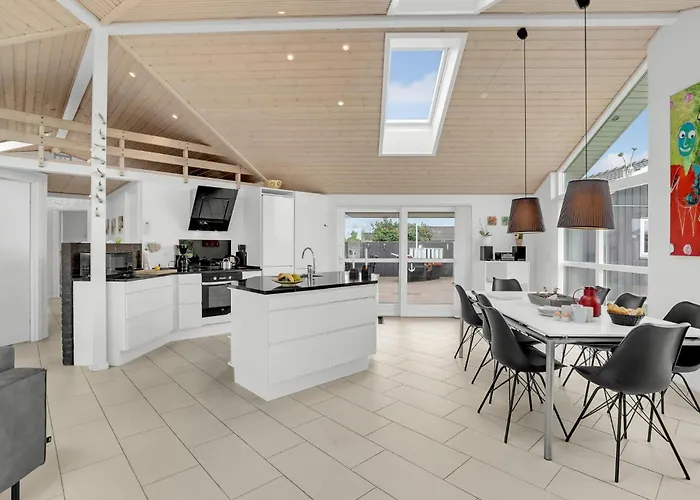 Ferienhaus Four-bedroom In