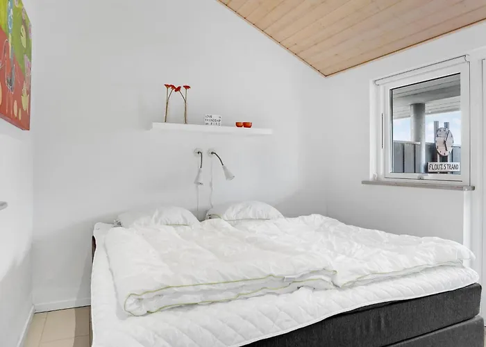 Ferienhaus Four-bedroom In *